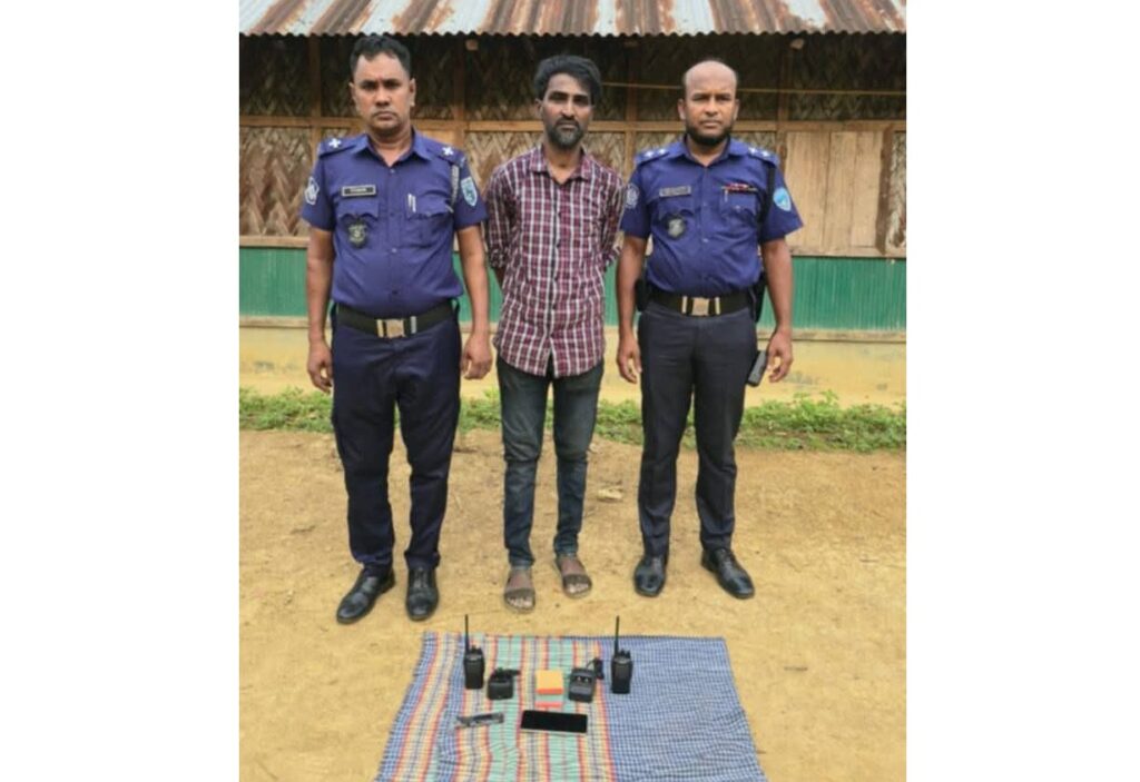 গুইমারায় বিশেষ অভিযানে হত্যা মামলার ওয়ারেন্টভুক্ত আসামি সাগর চৌধুরী গ্রেফতার