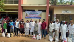 ঈদের আনন্দ ভাগাভাগি: রাঙামাটিতে ২৫০ অসহায় পরিবারের পাশে দাঁড়াল পিসিসিপি