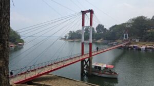 ঈদে পর্যটকের ঢলের অপেক্ষায় রাঙামাটি: বুকিংয়ে ব্যস্ত হোটেল-রিসোর্ট, প্রস্তুত পর্যটন কেন্দ্রগুলো