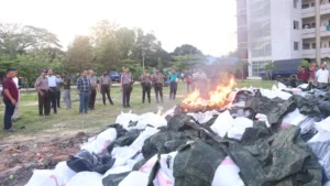 চট্টগ্রামে আদালতের নির্দেশে ধ্বংস করা হলো কেএনএফের ৩১ হাজার পোশাক