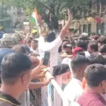 বুলডোজার অভিযানের বিরুদ্ধে কলকাতায় বিক্ষোভ, পুলিশের লাঠিচার্জ