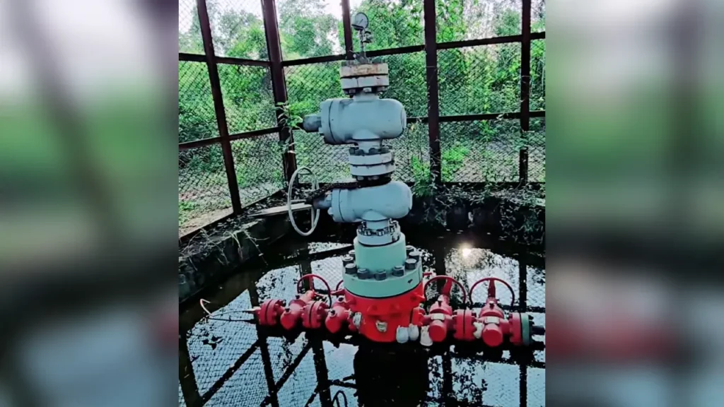 নতুন করে আলোচনায় লালমাই পাহাড়ের সিলগালা করা তেলকূপ