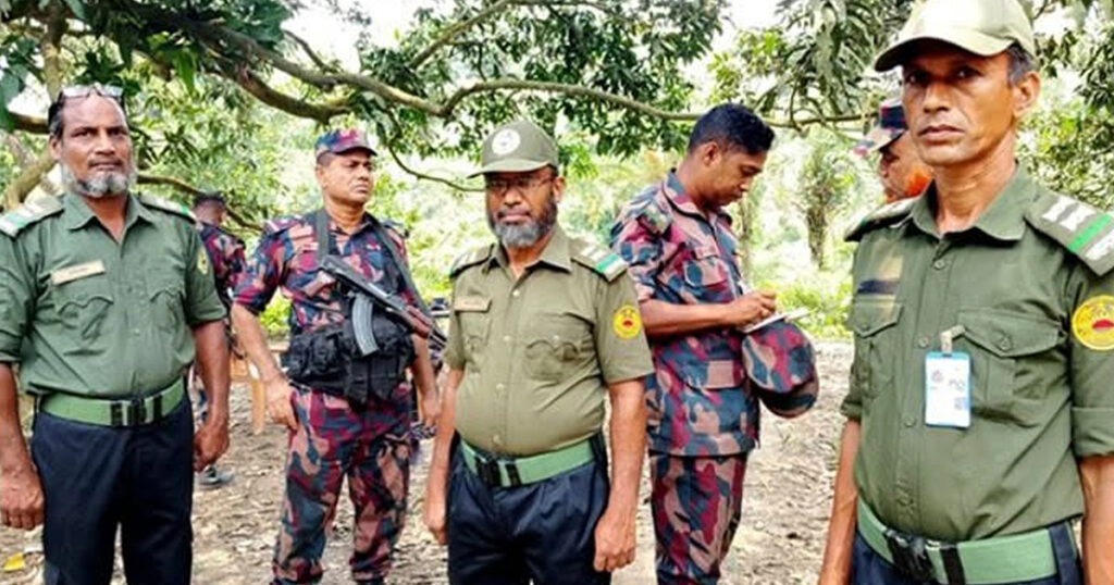 পুশ ইন: চাঁপাইনবাবগঞ্জ সীমান্তে বিজিবির সঙ্গে আনসার-ভিডিপি মোতায়েন