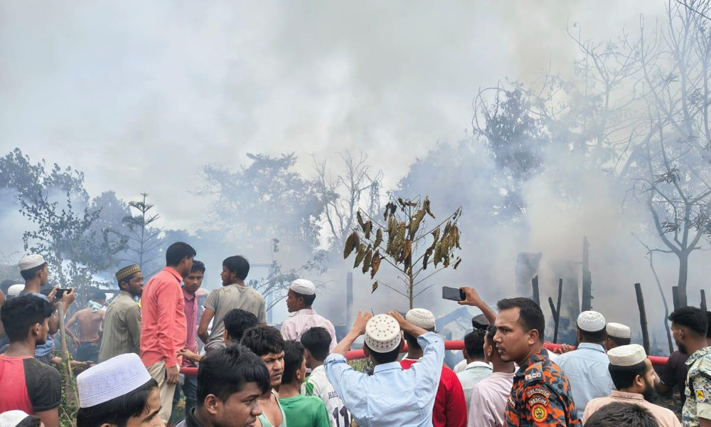 উখিয়ার রোহিঙ্গা ক্যাম্পে আগুনে পুড়ল প্রশিক্ষণ কেন্দ্র, ক্ষতি প্রায় ১২ লাখ টাকা