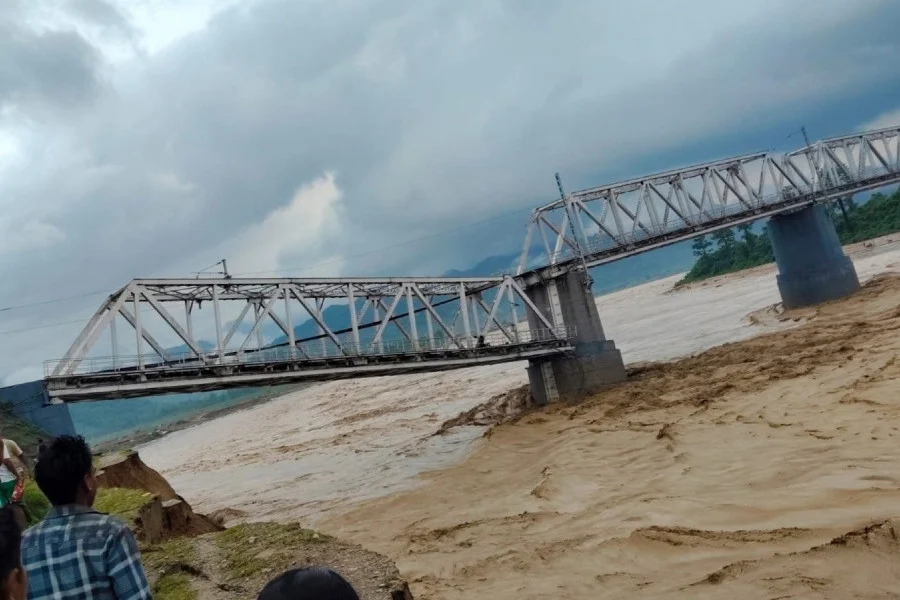 ভারতের আসামে ভয়াবহ বন্যা, ক্ষতিগ্রস্ত ২২ হাজারেরও বেশি মানুষ
