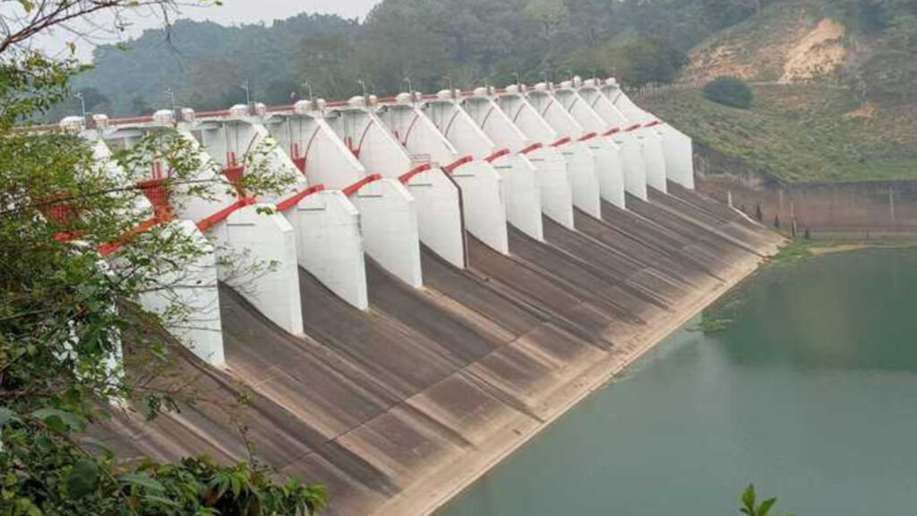 কাপ্তাই হ্রদে পানি সংকট: বন্ধ তিন ইউনিট, বিদ্যুৎ উৎপাদন নেমেছে ৬০ মেগাওয়াটে
