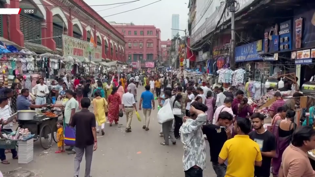 বাংলাদেশি পর্যটকের অপেক্ষায় কলকাতা, ভিসা চালুর ঘোষণায় ব্যবসায়ীদের স্বস্তি