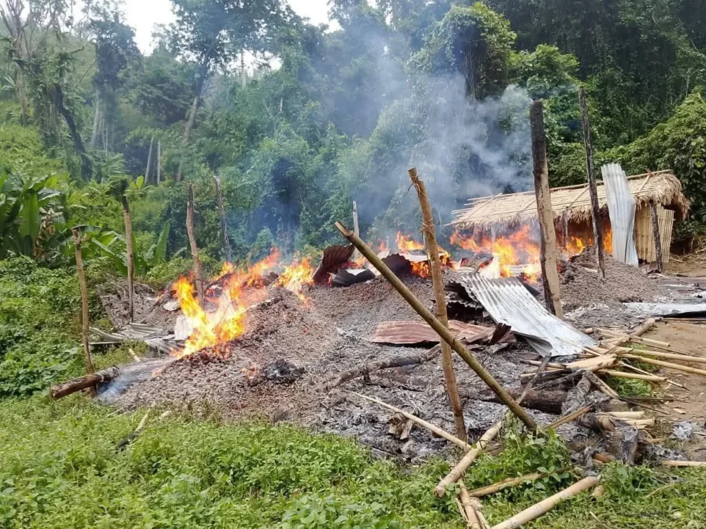 সাজেকে পাহাড়িদের ৫০ টন শুকনা হলুদ পুড়িয়ে দেওয়ার অভিযোগ ইউপিডিএফের বিরুদ্ধে