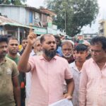জীবিত ব্যক্তিকে ‘মৃত’ সাজিয়ে বয়স্ক ভাতা আত্মসাতের অভিযোগ, ইউপি সচিবের বিরুদ্ধে বিক্ষোভ