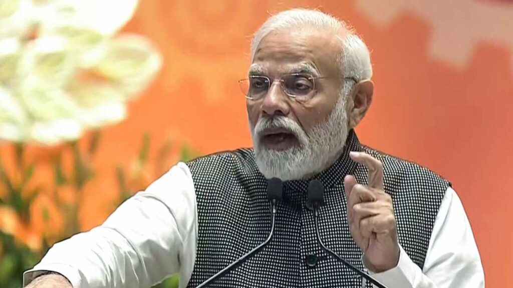 বাংলাদেশ সীমান্তে কাঁটাতারের বেড়া নির্মাণকাজ দ্রুত এগোচ্ছে: পশ্চিমবঙ্গ সফরে এসে মোদি