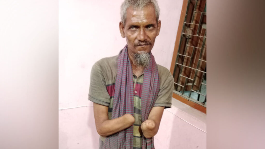 চাঁপাইনবাবগঞ্জ সীমান্তে আটক ভারতীয়কে ফেরত নিচ্ছে না বিএসএফ