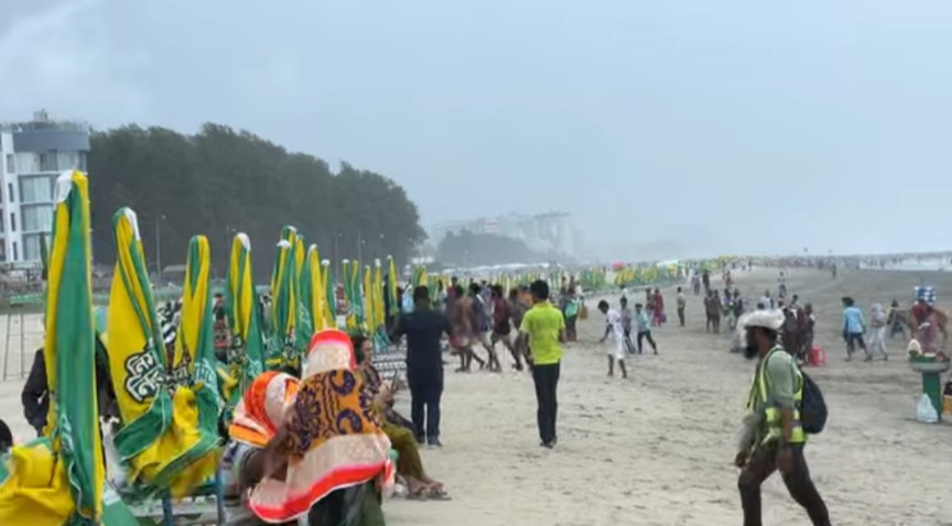 লোডশেডিং ও বৈরী আবহাওয়ায় কক্সবাজার পর্যটনে ৫ কোটি টাকার আয় হ্রাসের আশঙ্কা