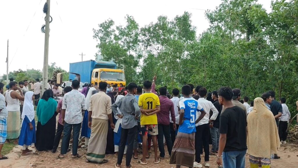 রোহিঙ্গা ক্যাম্পে অবৈধ বিদ্যুৎ সংযোগ বিচ্ছিন্ন, যাচাই শেষে ১২৩ পরিবারের লাইন চালুর সিদ্ধান্ত