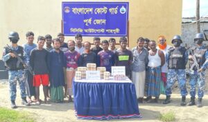 নাফ নদী থেকে পাহাড়ি পথ, উপকূল থেকে বিমানবন্দর: অর্ধ শতাধিক রুট দিয়ে ঢুকছে মাদক