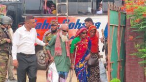 সেনাবাহিনীর মানবিক উদ্যোগে চোখের আলো ফিরে পেলেন পাহাড়ের ৮৪ অসহায় মানুষ
