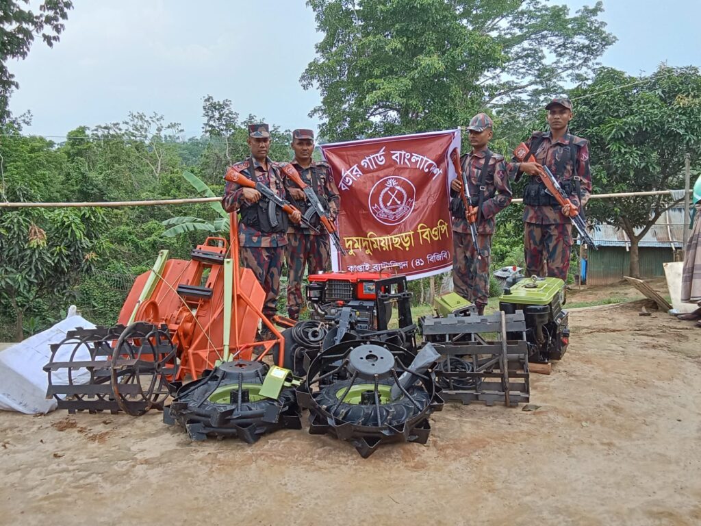 জুরাছড়ি সীমান্ত দিয়ে ভারতে পাচারের সময় ৪ লাখ টাকার দুটি মিনি পাওয়ার টিলার জব্দ