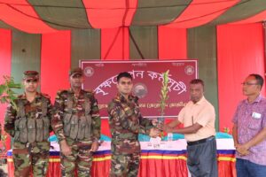 সেনাবাহিনীর বাঘাইহাট জোনের উদ্যোগে পাহাড়ে বৃক্ষরোপণ অভিযান শুরু, তিন লাখ চারা রোপণের লক্ষ্য
