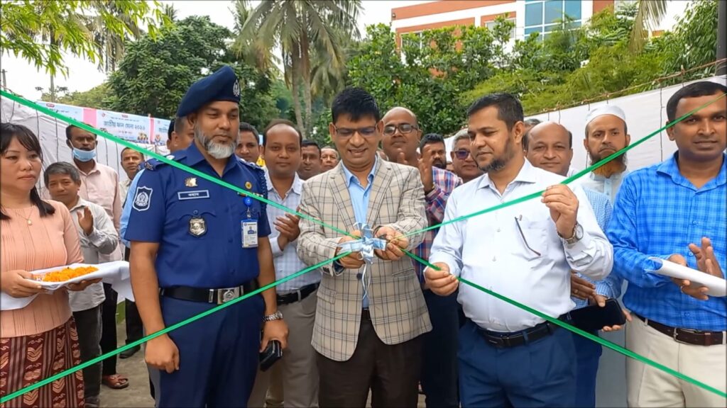 বান্দরবানে তিন দিনব্যাপী জাতীয় ফল মেলার উদ্বোধন