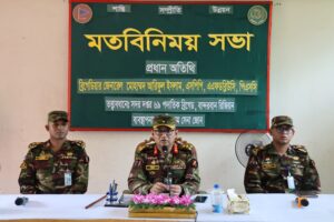 মুরুং শিক্ষার্থীদের ভবিষ্যৎ গড়তে সেনাবাহিনীর অঙ্গীকার, আলীকদমে রিজিয়ন কমান্ডারের মতবিনিময়