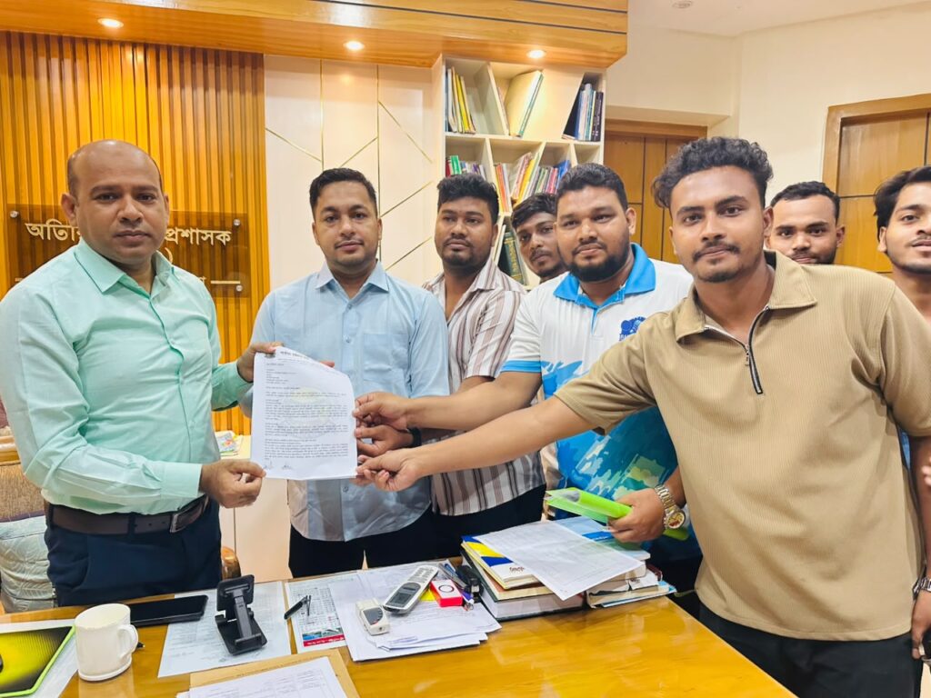ডেপুটি স্পিকারকে সতর্ক ও বক্তব্য এক্সপাঞ্জের দাবিতে প্রধানমন্ত্রী বরাবর পিসিসিপির স্মারকলিপি