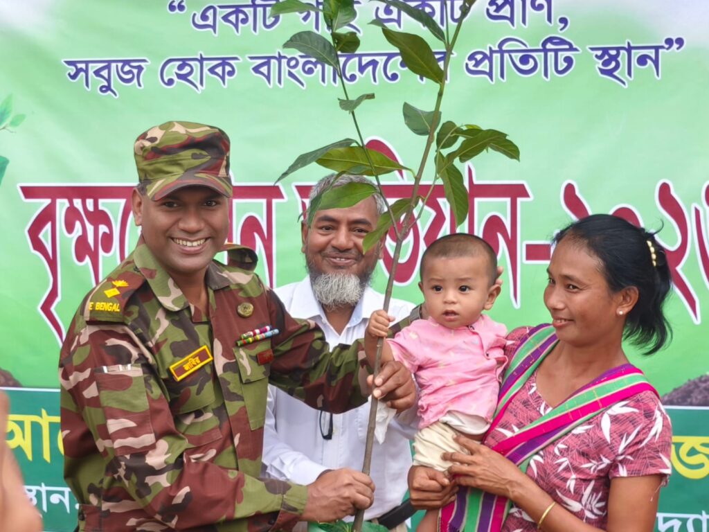 সেনাবাহিনীর উদ্যোগে মহালছড়িতে ২ লাখ ৫০ হাজার বৃক্ষরোপণের মহাযজ্ঞ শুরু