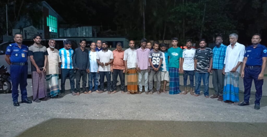 আওয়ামী লীগের প্রতিষ্ঠাবার্ষিকী ঘিরে রাঙামাটিতে পুলিশের বিশেষ অভিযান, আটক ২১