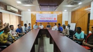 রাবার বিক্রিতে অনিয়ম ও চাষিদের হয়রানির অভিযোগ পিন্টু চাকমা ও খন্দমনি চাকমার বিরুদ্ধে