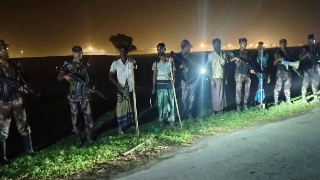 পুশইন ঠেকাতে মেহেরপুর সীমান্তে বিজিবির সঙ্গে পাহারায় ছিলো স্থানীয়রা