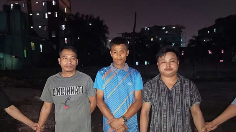 চট্টগ্রামে চুরির অভিযোগে জনতার হাতে তিন ইউপিডিএফে সন্ত্রাসী আটক