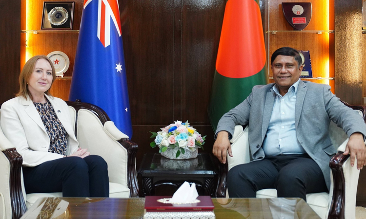 প্রতিরক্ষা উপদেষ্টার সঙ্গে অস্ট্রেলিয়ান হাইকমিশনারের সাক্ষাৎ