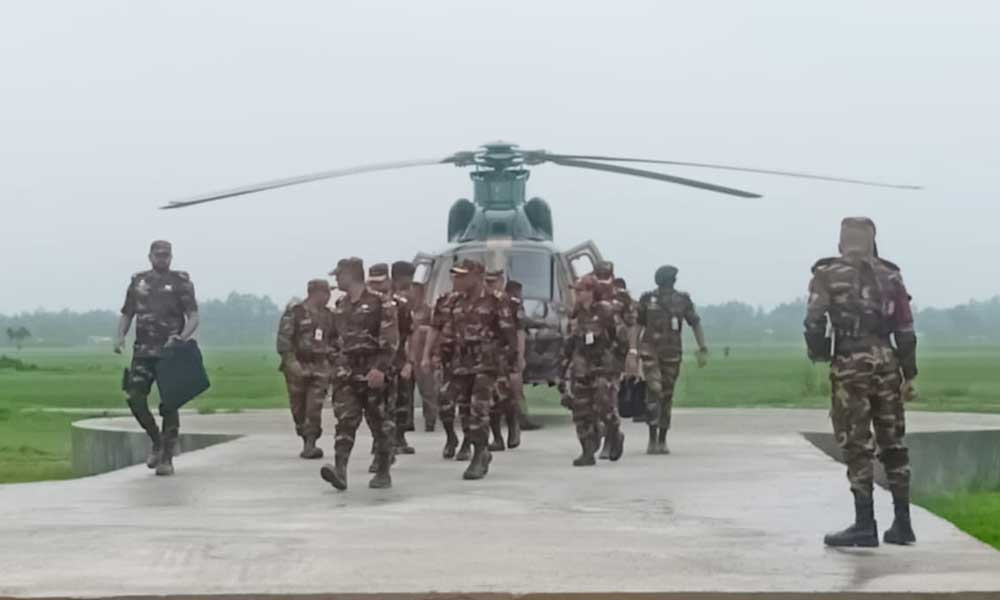 বগুড়ায় গ্রীষ্মকালীন প্রশিক্ষণ এলাকা পরিদর্শন করলেন সেনাপ্রধান