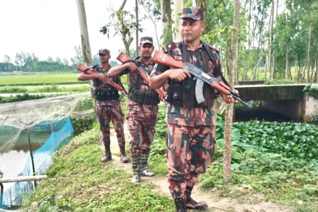 লালমনিরহাট সীমান্ত দিয়ে পুশইনের শঙ্কা, সতর্ক অবস্থানে বিজিবি