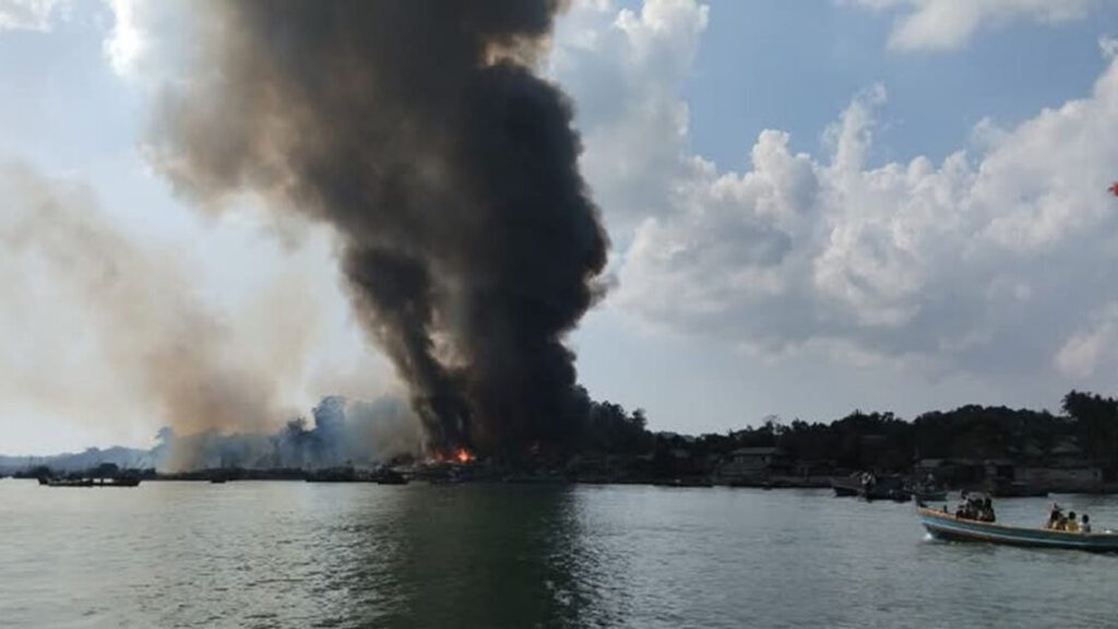 রাখাইনের বুথিডংয়ে বিমান হামলায় খামি নারী নিহত, দুই শিশুসহ আহত ৫