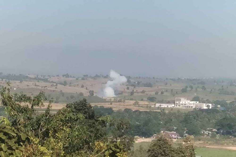 থাইল্যান্ড সীমান্তে বড় ধরনের অভিযান শুরু মিয়ানমার জান্তার, ড্রোন ও গোলাবর্ষণ