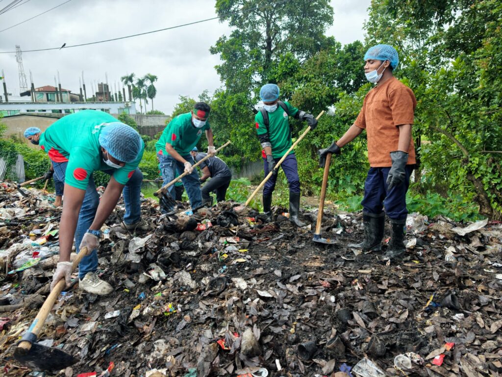 উখিয়ায় ২০ টনের বেশি বর্জ্য অপসারণ, ডাম্পিং স্টেশন স্থাপনের দাবি