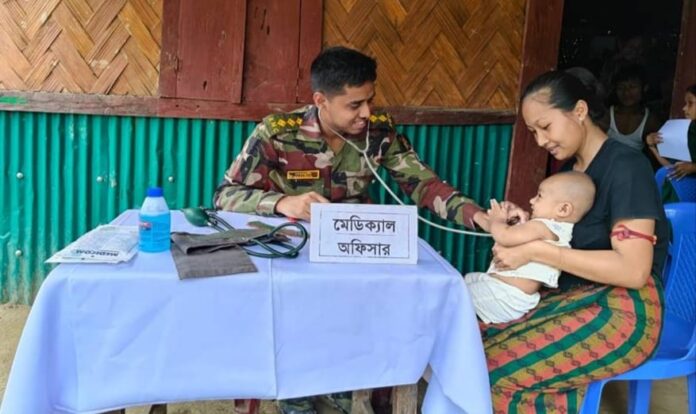 দুর্গম পাহাড়ে মানবিকতার দৃষ্টান্ত: শিক্ষা, স্বাস্থ্য ও জনকল্যাণে রুমা জোনের বহুমুখী সহায়তা