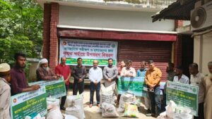 খাগড়াছড়ির চার উপজেলায় এলএসটিডি প্রকল্পের উদ্যোগে আমন মৌসুমের কৃষি উপকরণ বিতরণ