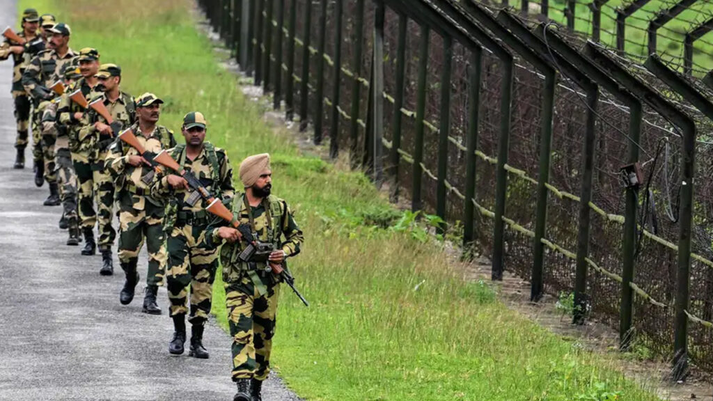 পশ্চিমবঙ্গের বাংলাদেশ সীমান্তে তিন থানা ও তিন আউটপোস্টে স্থাপন করবে ভারত