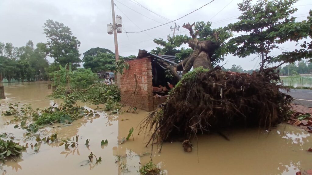 কক্সবাজারে বন্যায় ক্ষতিগ্রস্ত ৪৫ হাজার ৪৩৬ পরিবার