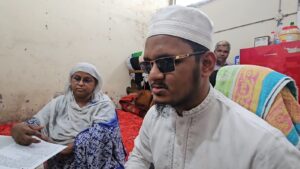 দৃষ্টির আলো নেই, আছে স্বপ্ন: শ্রুতিলেখক সংকটে অনিশ্চয়তায় বান্দরবানের দৃষ্টিপ্রতিবন্ধী ইমতিয়াজুল