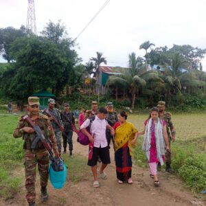জুরাছড়িতে অসহায় সন্তানসম্ভবা সমাপ্তি চাকমার উন্নত চিকিৎসা নিশ্চিত করল সেনাবাহিনী