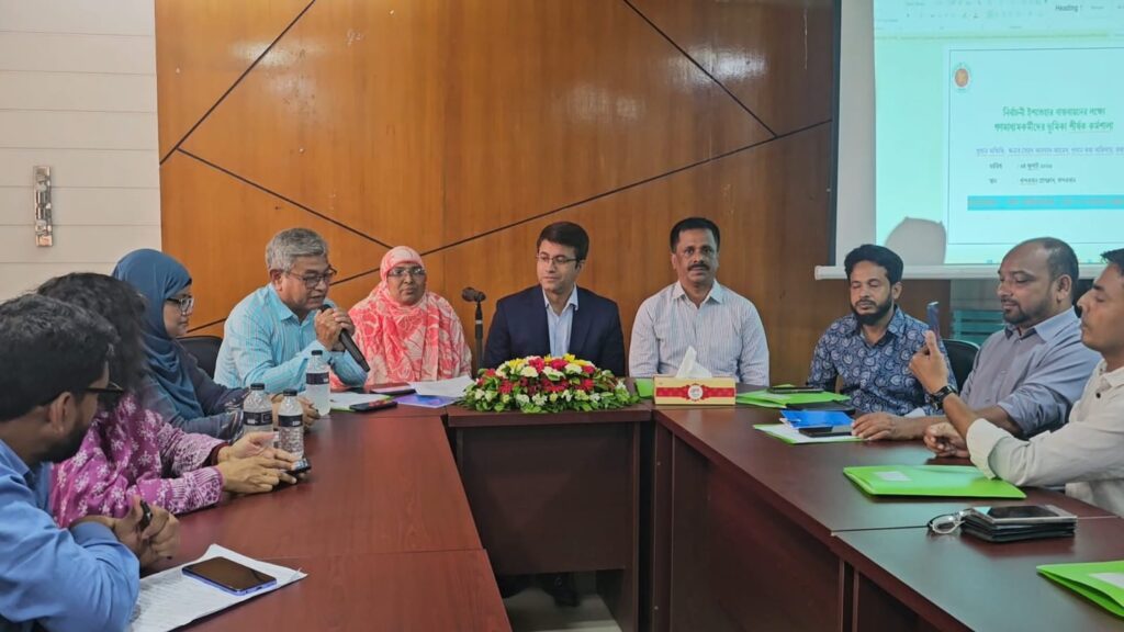 সরকারের নির্বাচনী ইশতেহার বাস্তবায়নে গণমাধ্যমের ভূমিকা নিয়ে বান্দরবানে দিনব্যাপী কর্মশালা