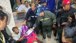 ঝুঁকিপূর্ণ পাহাড়ে বসবাসকারীদের স্থায়ী পুনর্বাসনে কাজ করছে সরকার: প্রতিমন্ত্রী মীর হেলাল