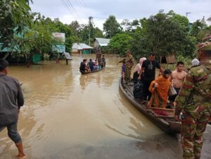 সেনাবাহিনীর বাঘাইহাট জোনের তত্ত্বাবধানে সাজেকে আটকে পড়া পর্যটকদের নিরাপদ প্রত্যাবর্তন
