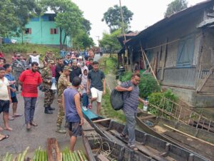 সেনাবাহিনীর বাঘাইহাট জোনের তত্ত্বাবধানে সাজেকে আটকে পড়া পর্যটকদের নিরাপদ প্রত্যাবর্তন