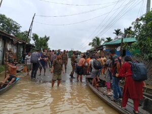 সেনাবাহিনীর বাঘাইহাট জোনের তত্ত্বাবধানে সাজেকে আটকে পড়া পর্যটকদের নিরাপদ প্রত্যাবর্তন