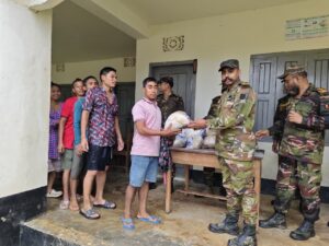 বন্যাকবলিত দুই শতাধিক পরিবারের পাশে বাঘাইহাট জোন, বিতরণ করা হলো জরুরি খাদ্যসামগ্রী