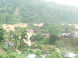 দ্বিতীয় দফার পাহাড়ি ঢলে বিপর্যস্ত বিলাইছড়ির ফারুয়া, ১২ হাজার মানুষ পানিবন্দি, পৌঁছায়নি সরকারি ত্রাণ