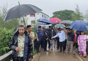 উদ্ধার ও ত্রাণ কার্যক্রমে কোনো ঘাটতি নেই, সেনাবাহিনী মোতায়ন করা হয়েছে: ত্রাণ প্রতিমন্ত্রী