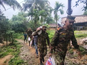 খাগড়াছড়ি ও ফটিকছড়িতে বন্যাদুর্গত মানুষের পাশে মাটিরাঙ্গা জোন, দুই শতাধিক পরিবার পেল সহায়তা